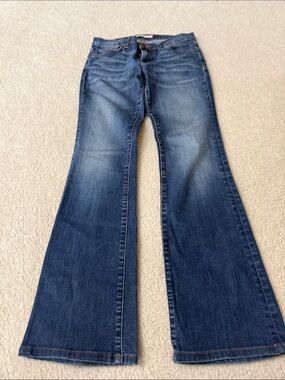 Women’s Flared Jeans in Dark Blue